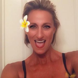 Meet your Posher, Mitzi